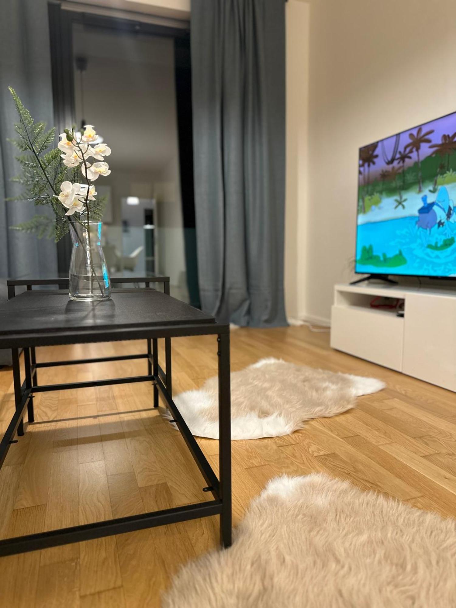 Apartment 4 Room, 2 Bath, Parking Prague Luaran gambar