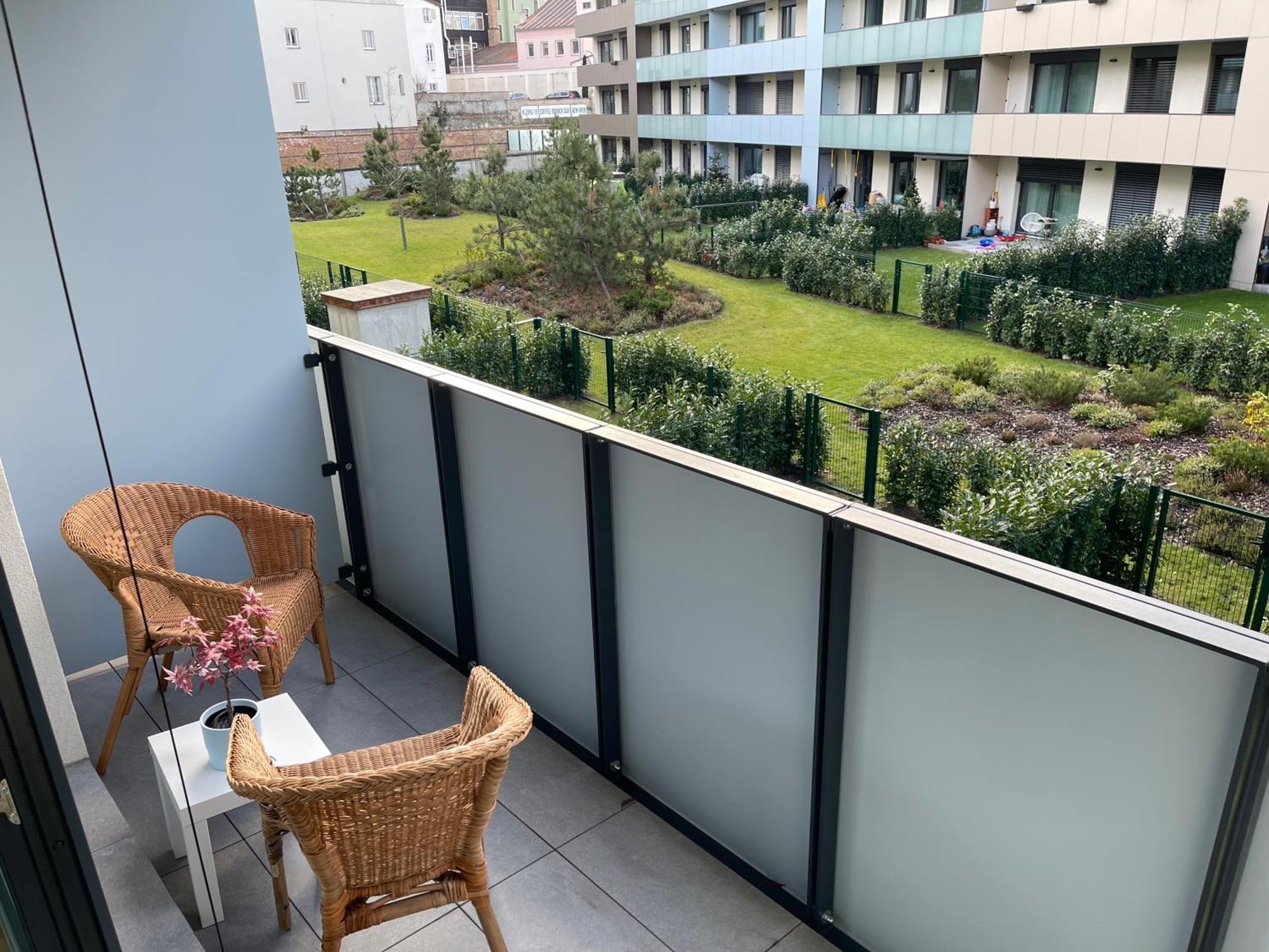 Apartment 4 Room, 2 Bath, Parking Prague Luaran gambar